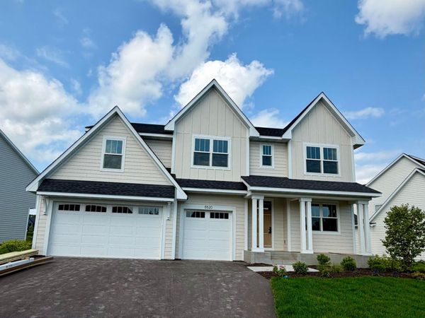5520 Rolling Hills Parkway, Victoria, MN 55318