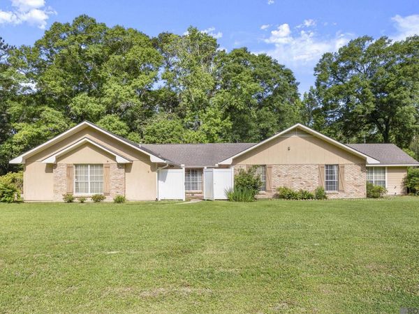 15503 Chaumont Ave, Greenwell Springs, LA 70739