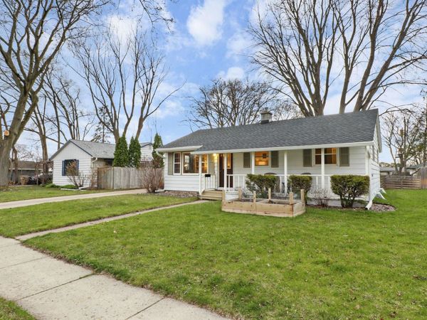 914 Nancy Lane, Madison, WI 53704