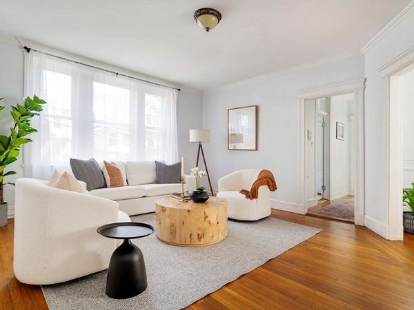 24 Summit Ave, Unit 1, Brookline, MA 02446