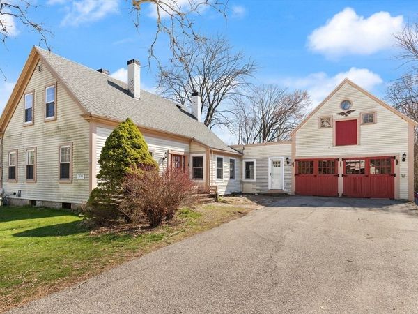 700 High St, Hanson, MA 02341