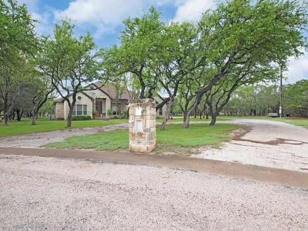 109 Camm Lary CIR, Burnet, TX 78611