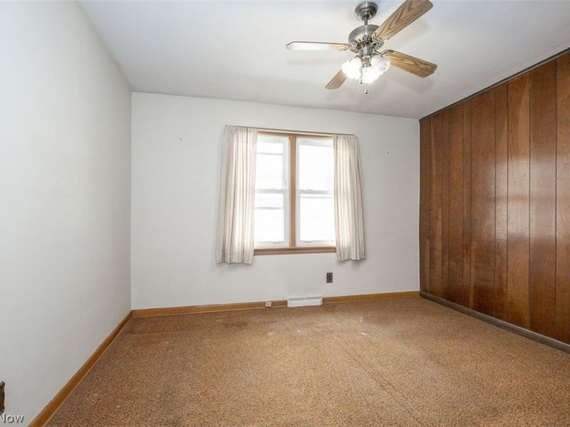 8409 Wainstead Drive, Parma, OH 44129 Photo 21