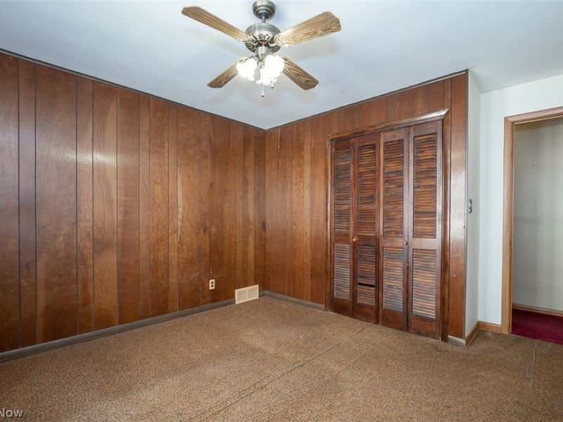 8409 Wainstead Drive, Parma, OH 44129 Photo 22