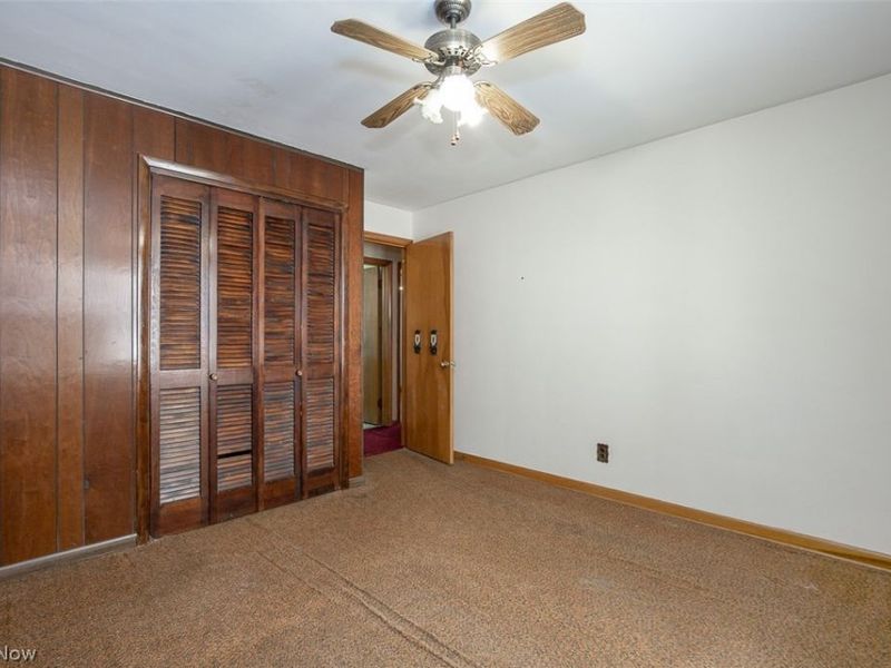 8409 Wainstead Drive, Parma, OH 44129 Photo 23
