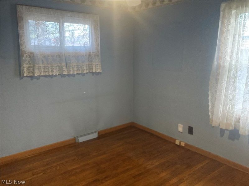 8409 Wainstead Drive, Parma, OH 44129 Photo 9