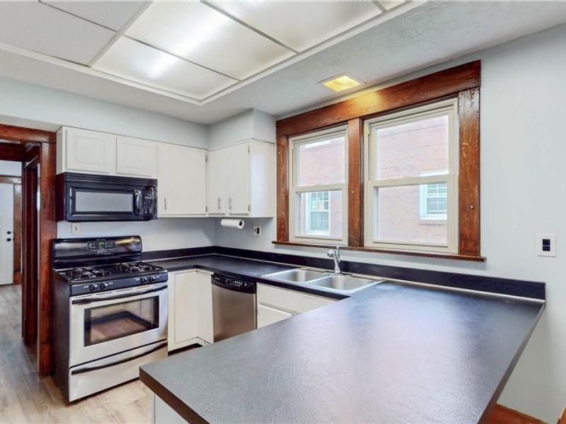 521 W Market Street, Orrville, OH 44667 Photo 11