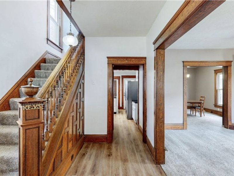 521 W Market Street, Orrville, OH 44667 Photo 2