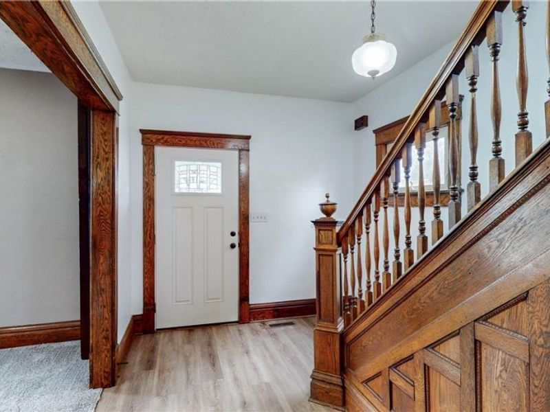 521 W Market Street, Orrville, OH 44667 Photo 3