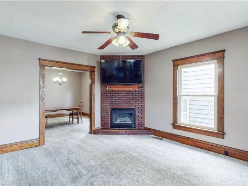 521 W Market Street, Orrville, OH 44667 Photo 4