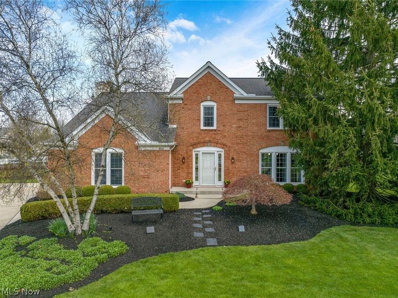 10287 Laura Lane, Twinsburg, OH 44087 Photo 1