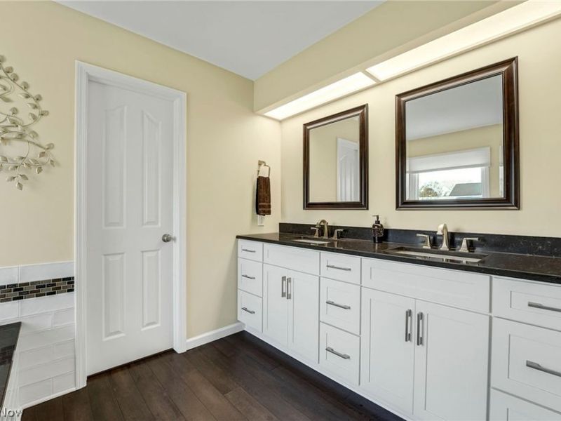 10287 Laura Lane, Twinsburg, OH 44087 Photo 21