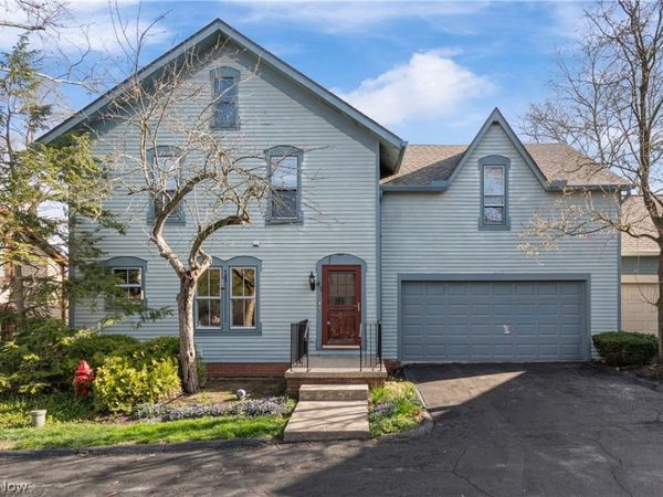 41 Hudson Common Drive , Hudson, OH 44236