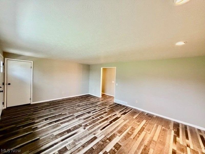 6277 Shepler Church Avenue SW, Navarre, OH 44662 Photo 12