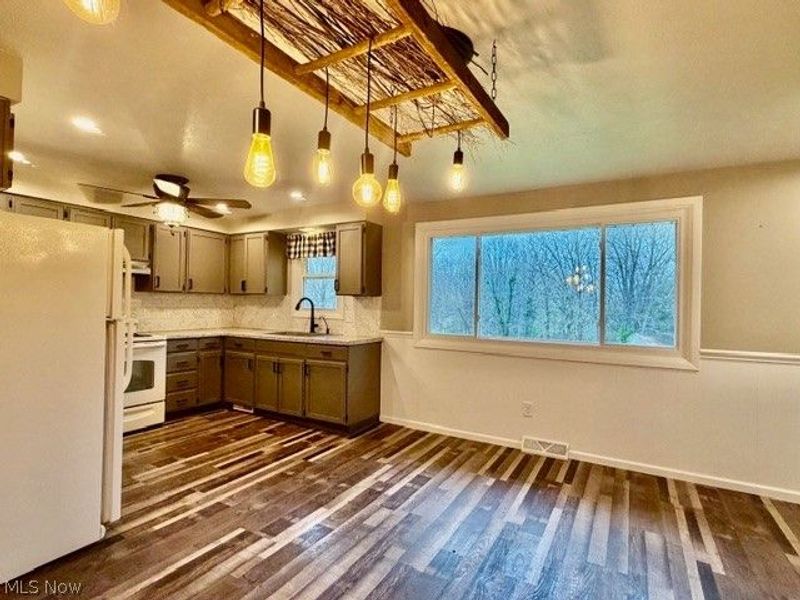 6277 Shepler Church Avenue SW, Navarre, OH 44662 Photo 7