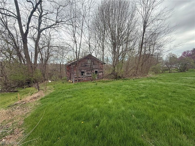 1 E Front Street, Milan, OH 44846 Photo 19