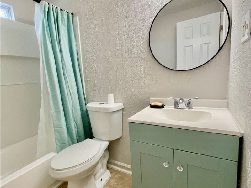 9229 Rosalind Avenue, Cleveland, OH 44106 Photo 10