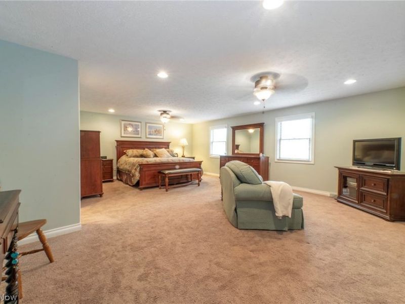 18211 Winchester Court, Strongsville, OH 44136 Photo 13