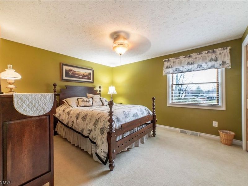 18211 Winchester Court, Strongsville, OH 44136 Photo 17