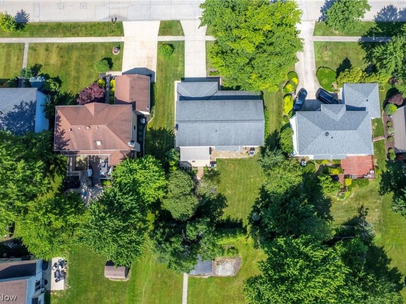 18211 Winchester Court, Strongsville, OH 44136 Photo 30