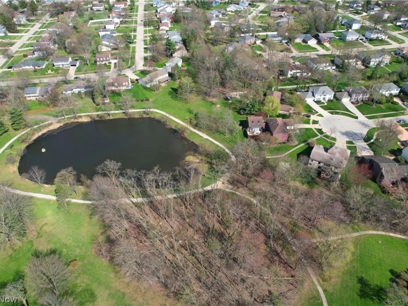 18211 Winchester Court, Strongsville, OH 44136 Photo 32