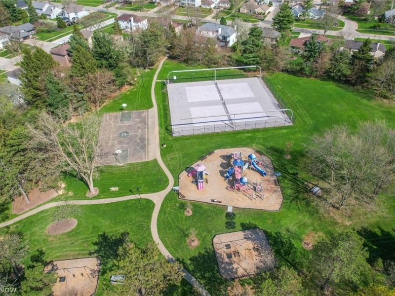 18211 Winchester Court, Strongsville, OH 44136 Photo 36