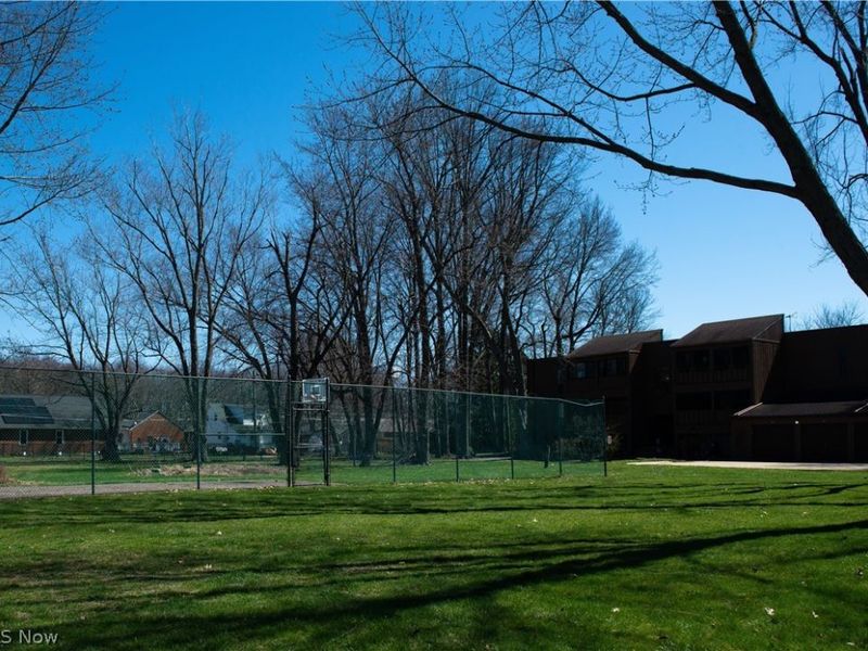 33803 Electric Boulevard, Unit C17, Avon Lake, OH 44012 Photo 2