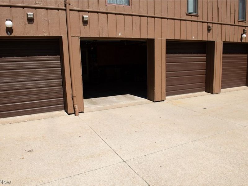 33803 Electric Boulevard, Unit C17, Avon Lake, OH 44012 Photo 22