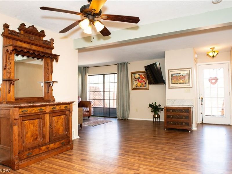 33803 Electric Boulevard, Unit C17, Avon Lake, OH 44012 Photo 5