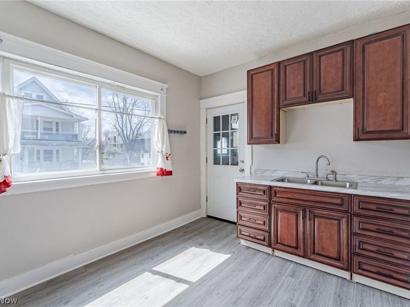 1484 E 135th Street, East Cleveland, OH 44112 Photo 10