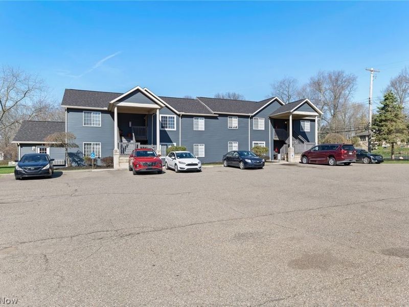 1894-1898 Springfield Lake Boulevard, Akron, OH 44312 Photo 2