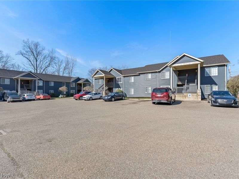 1894-1898 Springfield Lake Boulevard, Akron, OH 44312 Photo 4