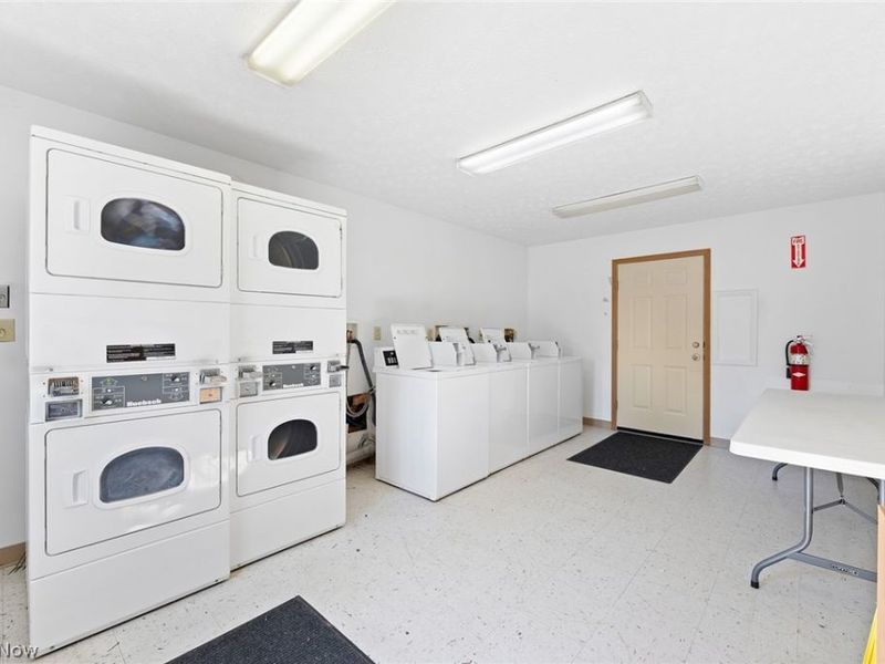 1894-1898 Springfield Lake Boulevard, Akron, OH 44312 Photo 6