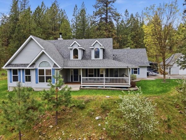 19722 E Pheasant Dr, Greenacres, WA 99016