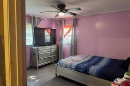 1571 Marshall Street photo 4