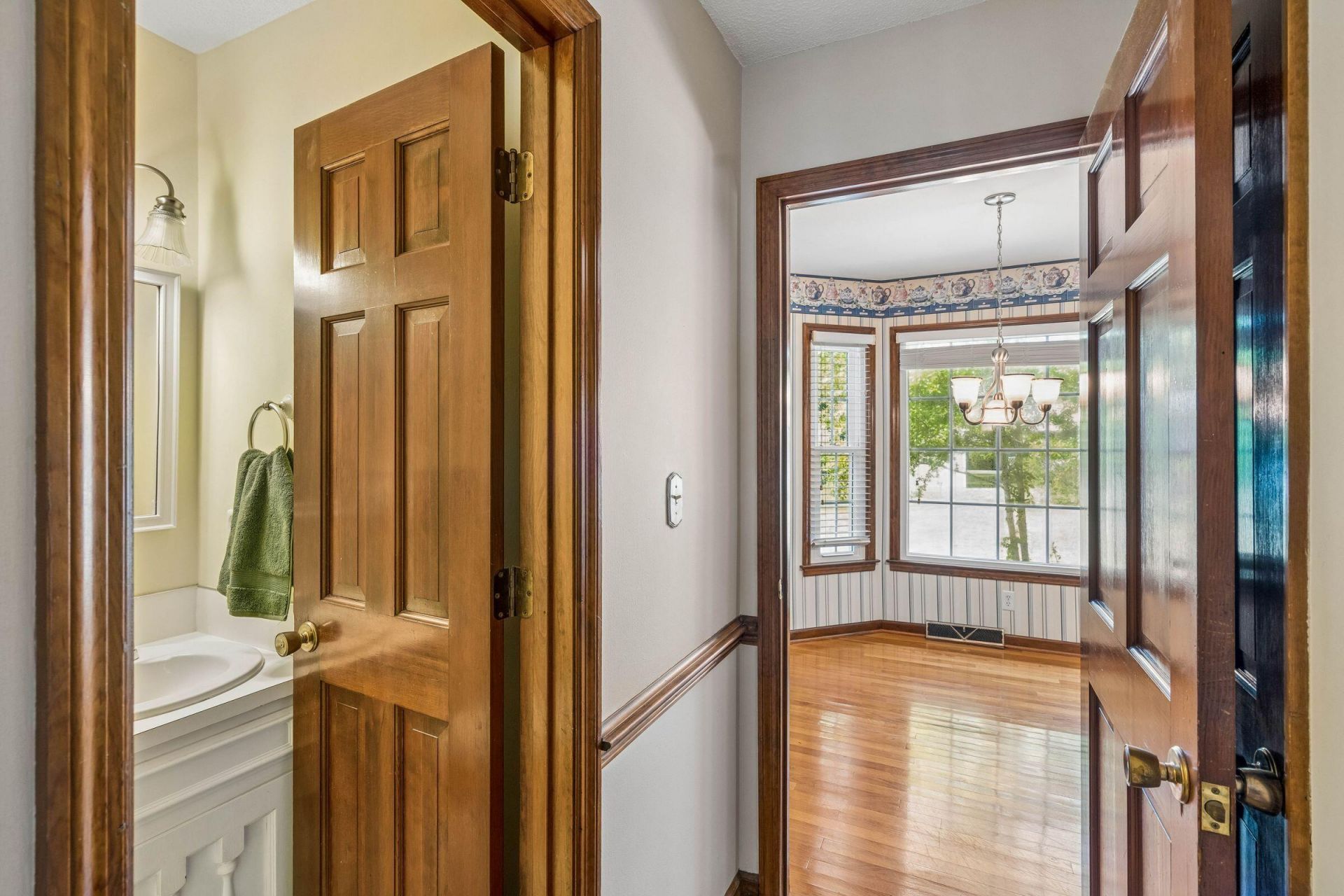 904 Stillwater Drive Photo 12