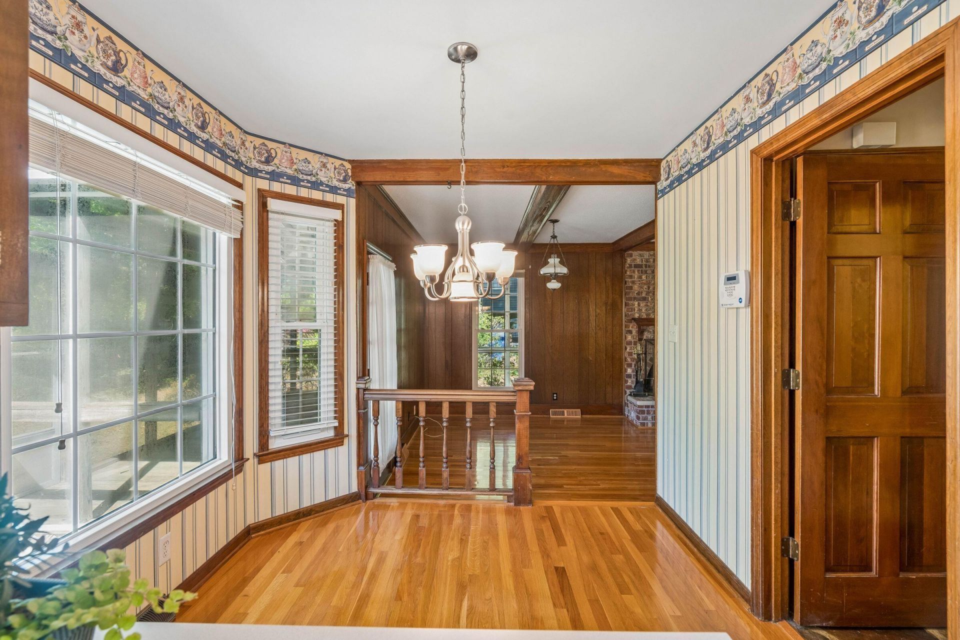 904 Stillwater Drive Photo 33