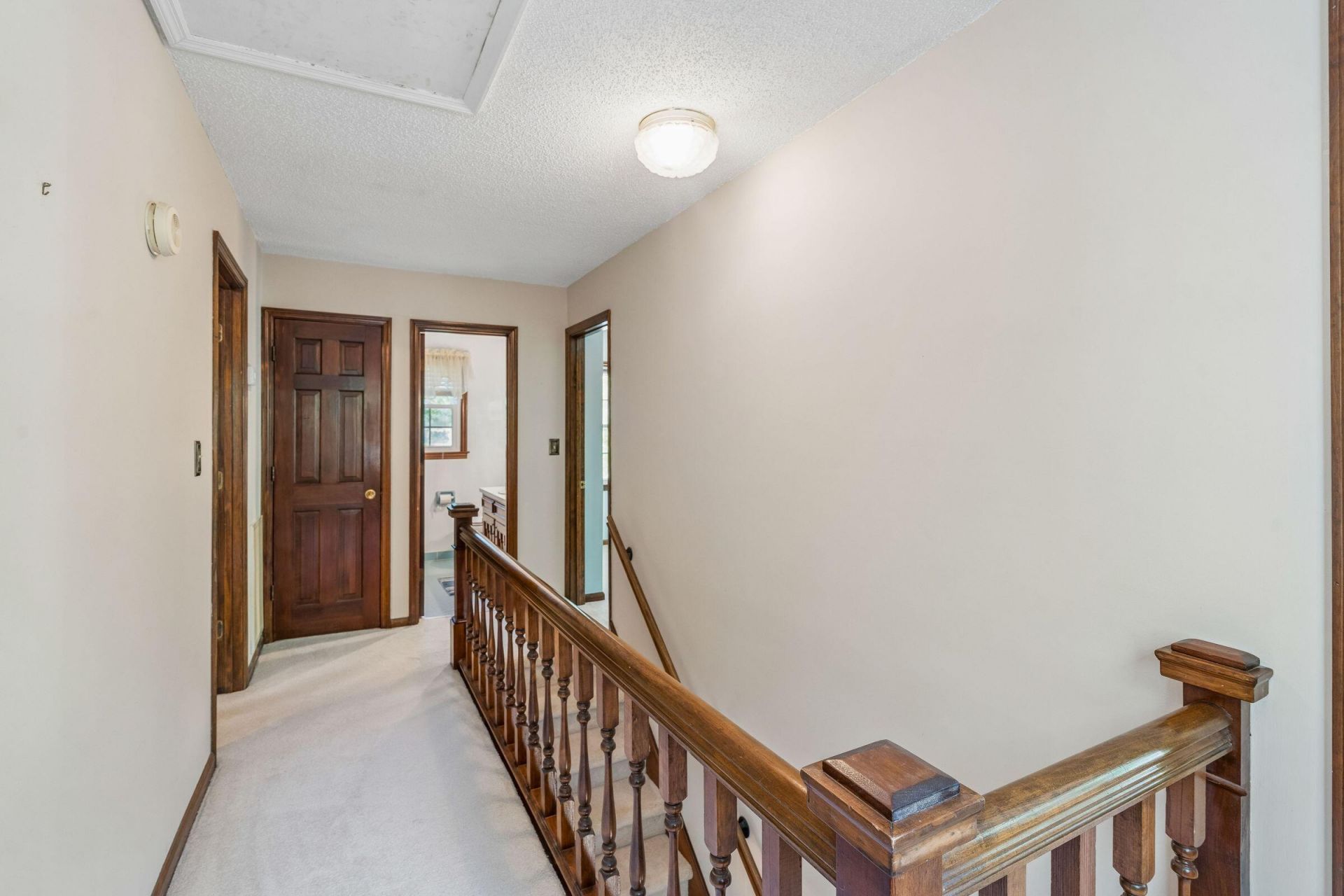 904 Stillwater Drive Photo 37