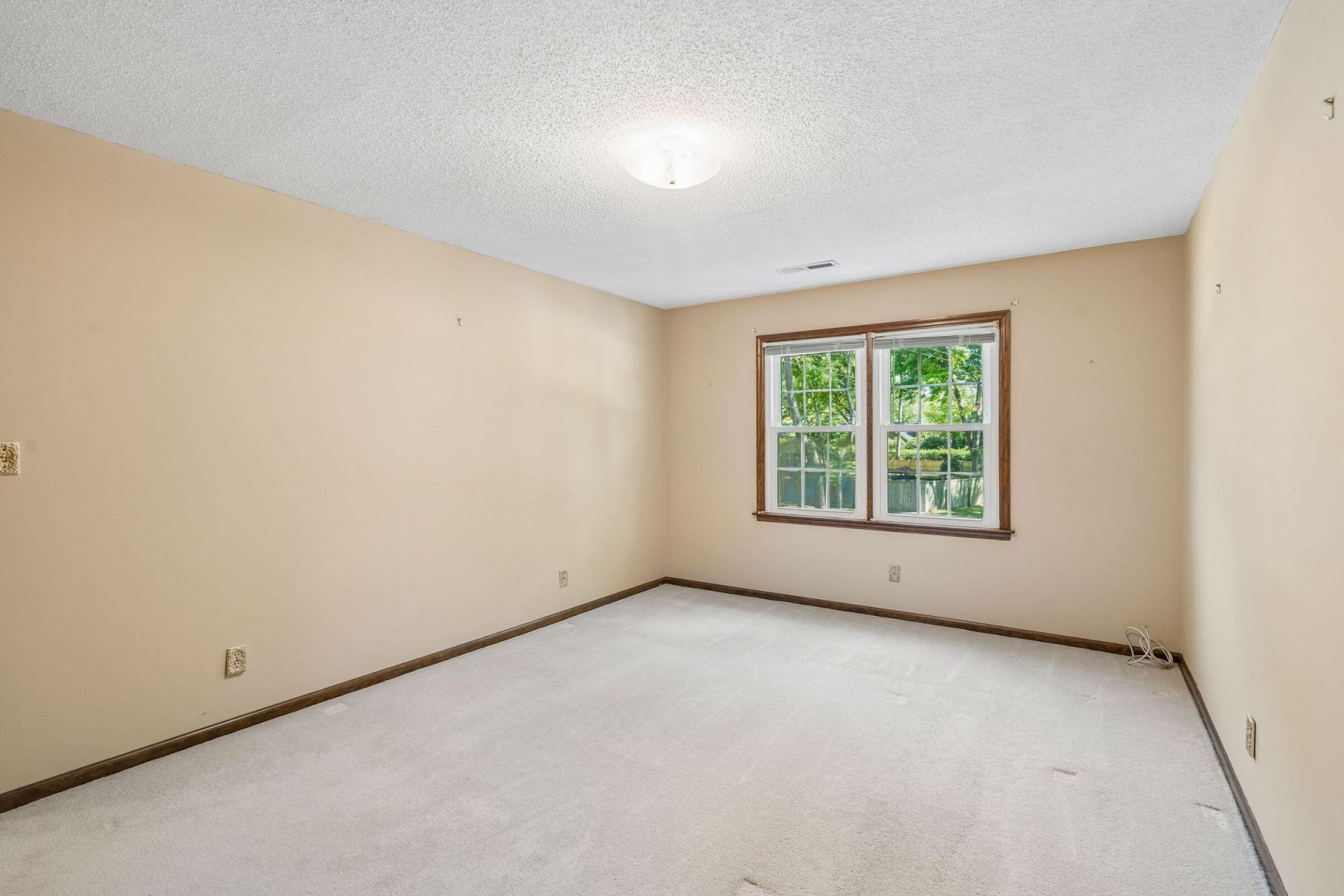 904 Stillwater Drive Photo 39