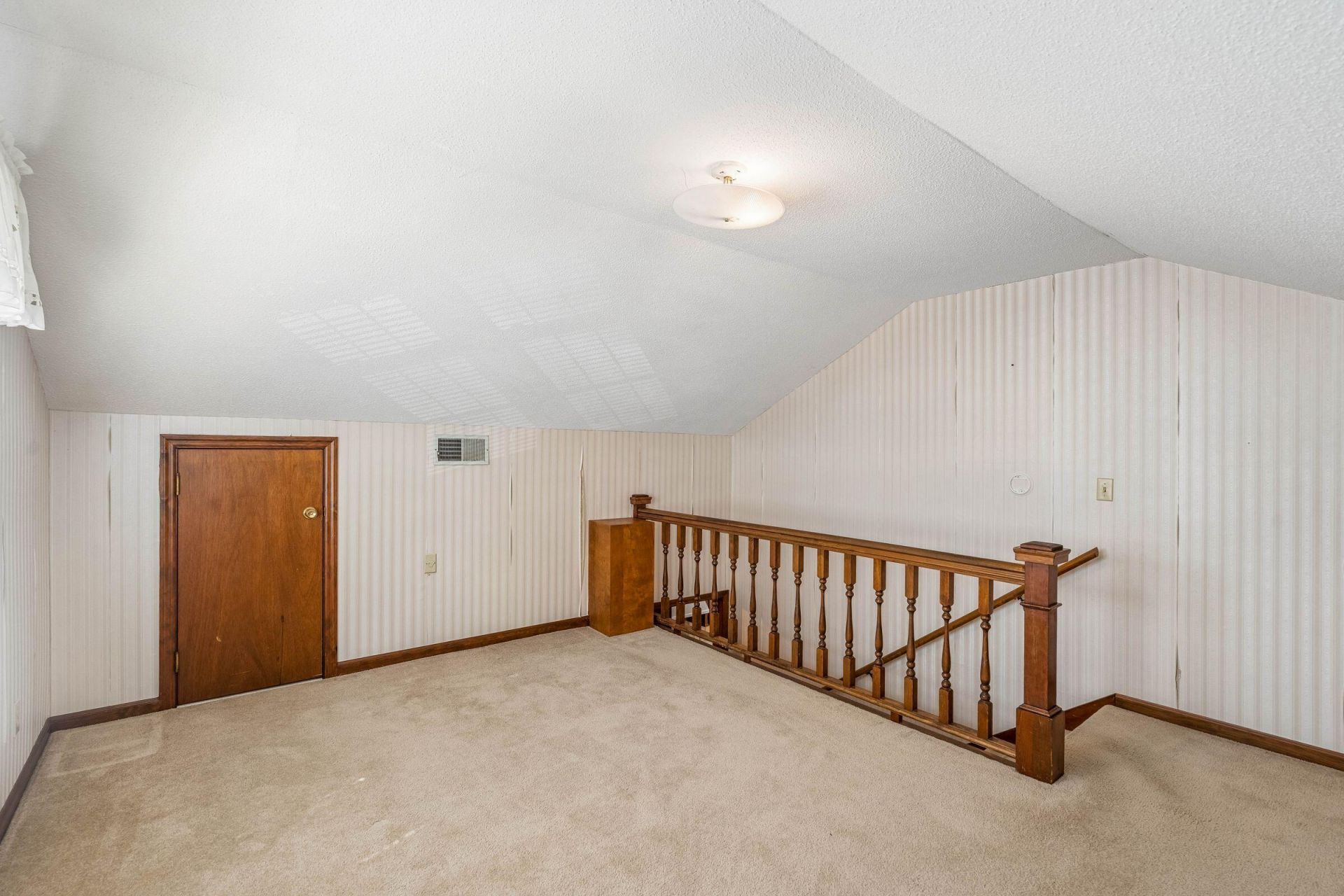 904 Stillwater Drive Photo 57