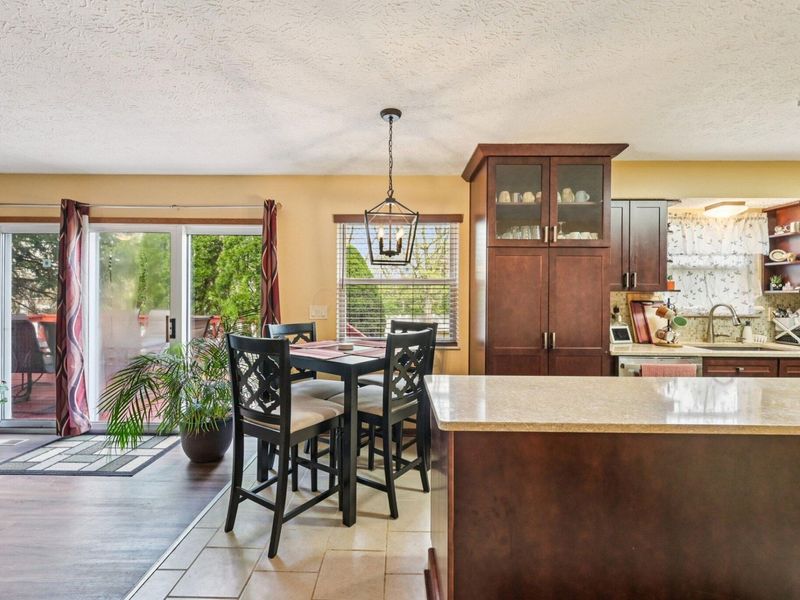 6841 Riverside Glen Court, Dublin, OH 43017 Photo 7