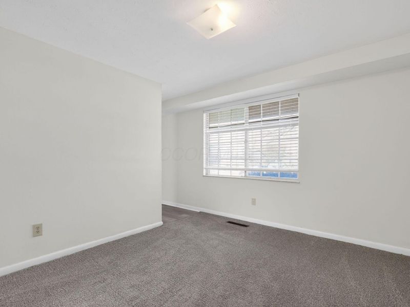 3669 Paris Boulevard , Westerville, OH 43081 Photo 8