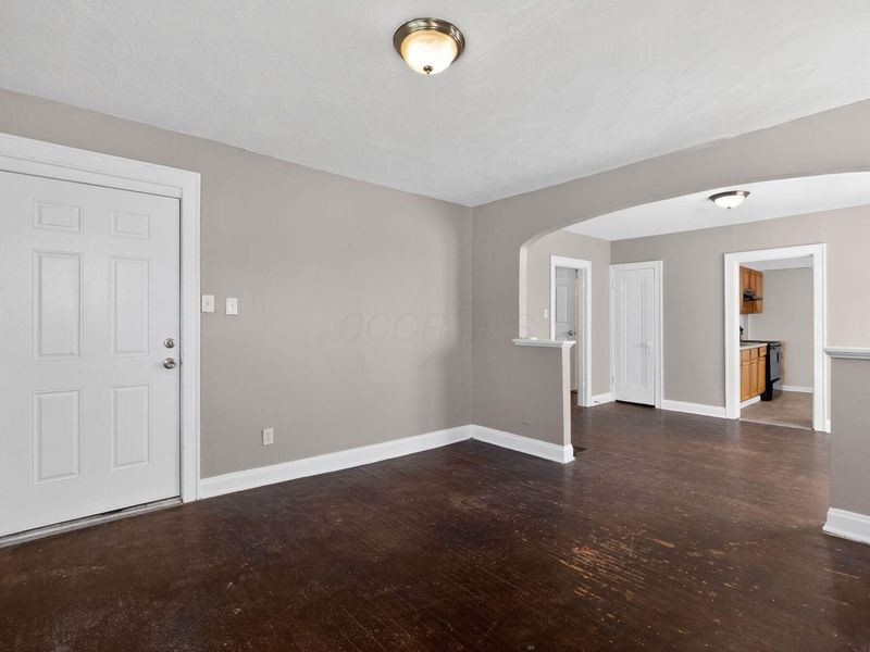 154 Nashoba Avenue , Columbus, OH 43223 Photo 6