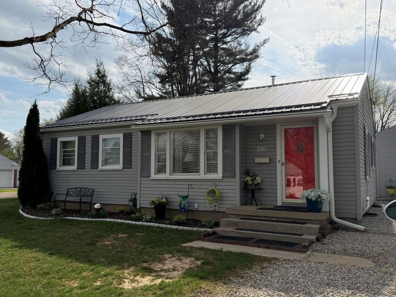 201 Rose Avenue, Mount Vernon, OH 43050 Photo 1