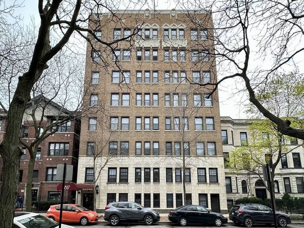 817 W Lakeside Place , Unit 409, Chicago, IL 60640