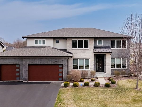 32 N Acacia Drive , Hawthorn Woods, IL 60047