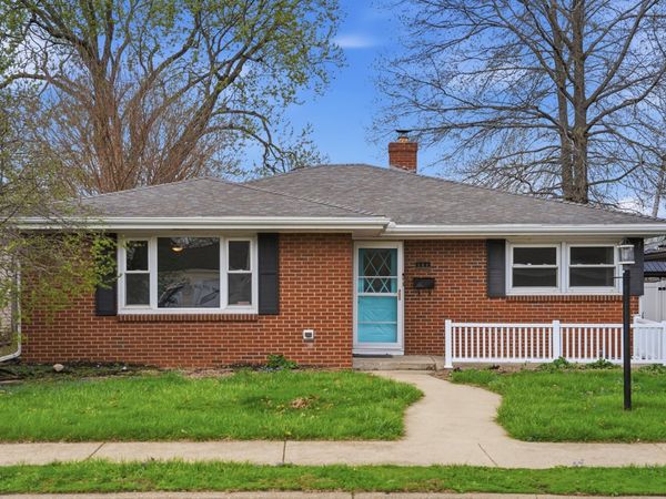 808 W 15th Street , Sterling, IL 61081