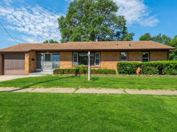 319 N Lord Avenue , Carpentersville, IL 60110