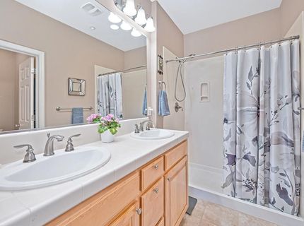 2603 Las Palomas Loop, Lincoln, CA 95648 Photo