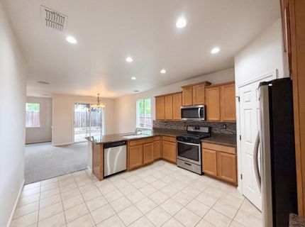 8532 Hawley Way, Elk Grove, CA 95624 Photo